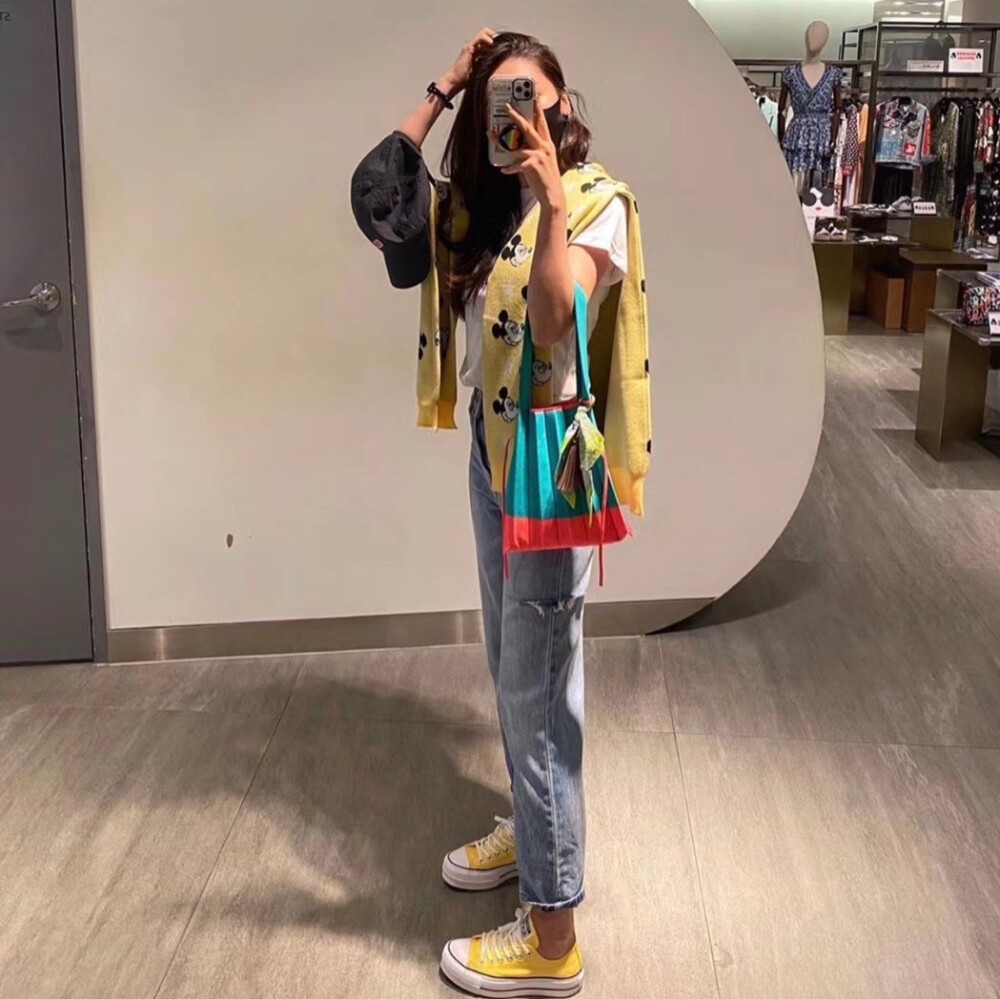 ins.♡ 自截by FeelingNice 