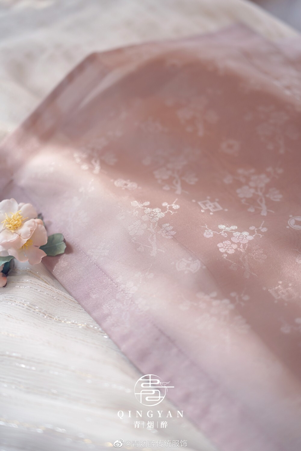 【青烟醉】明制·藕粉折领长衫 - 堆糖,美图壁纸兴趣社区