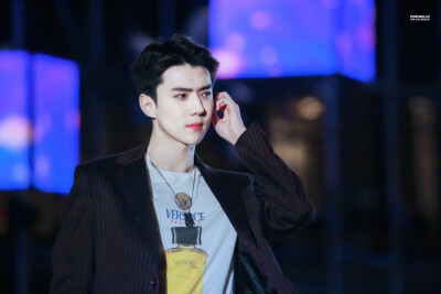 吴世勋
sehun