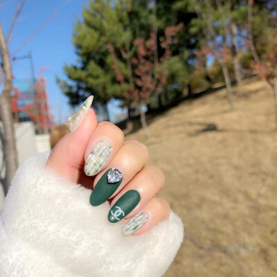 。