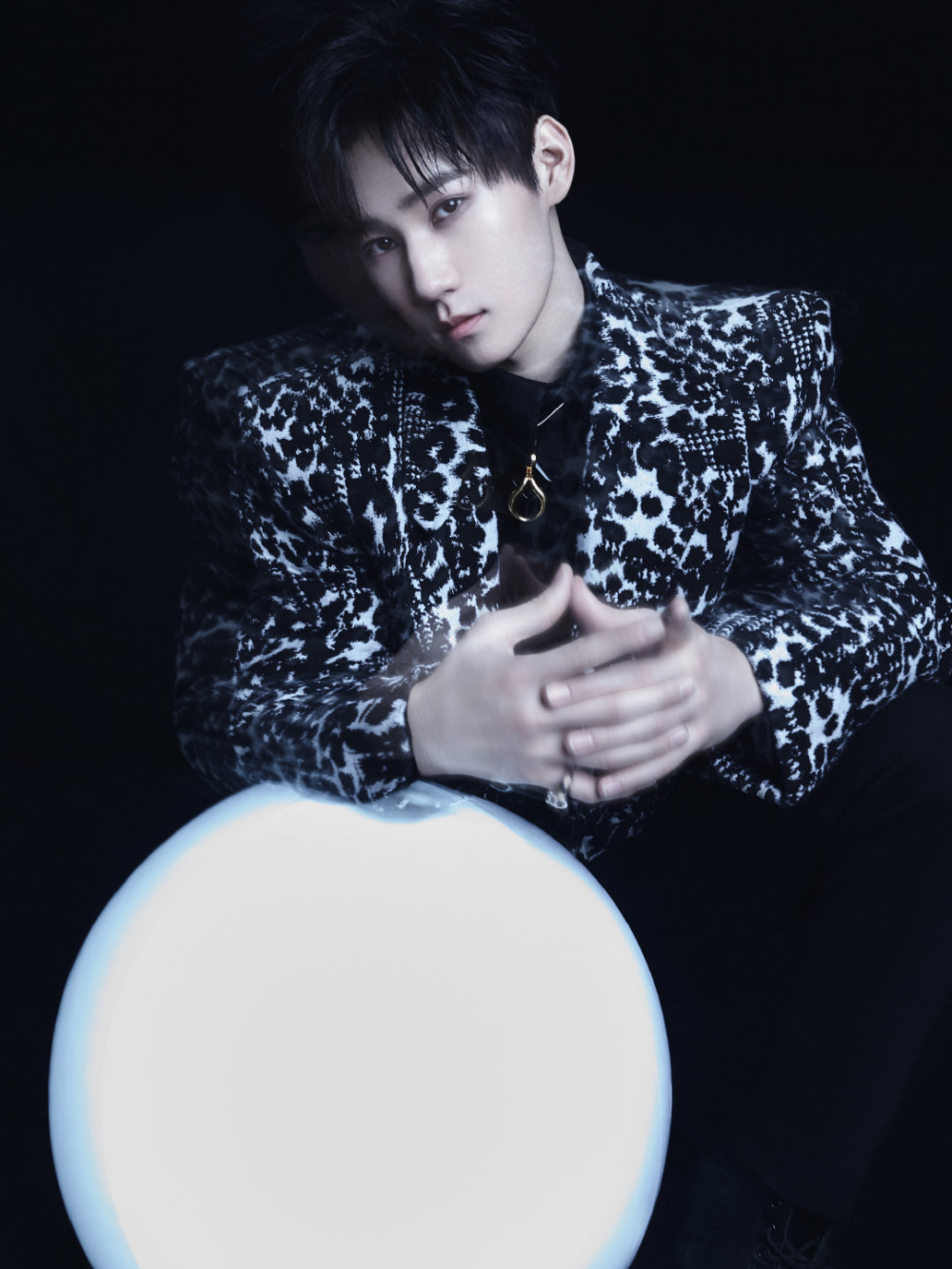 透过时光的空隙，银河有迹可循
一定要一直做光，照亮我，照亮更多的人，时代少年团出道一周年快乐！
“祝君武运昌隆，愿君顶峰相遇”