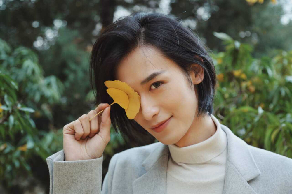 胡潇灵