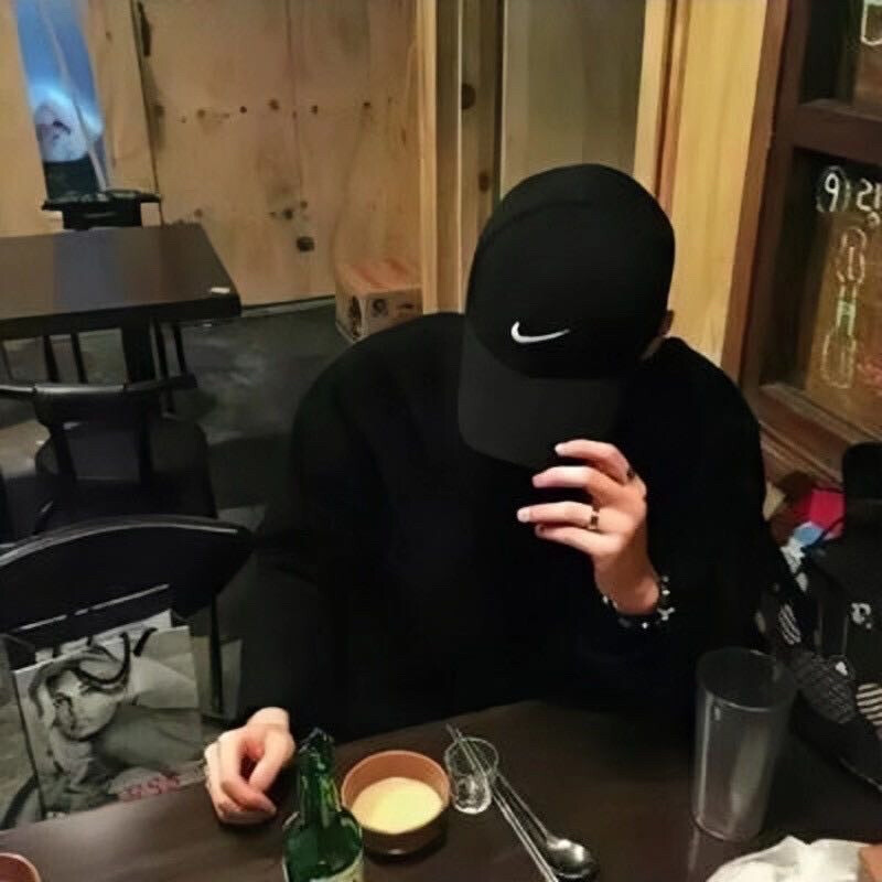 男生