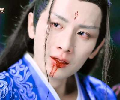  “原来是我的一厢情愿
褚璇玑你始终是个没有心的人”
琉璃美人煞//司凤∥成毅
©顾筱汐
原截顾筱汐（可二改专相册）