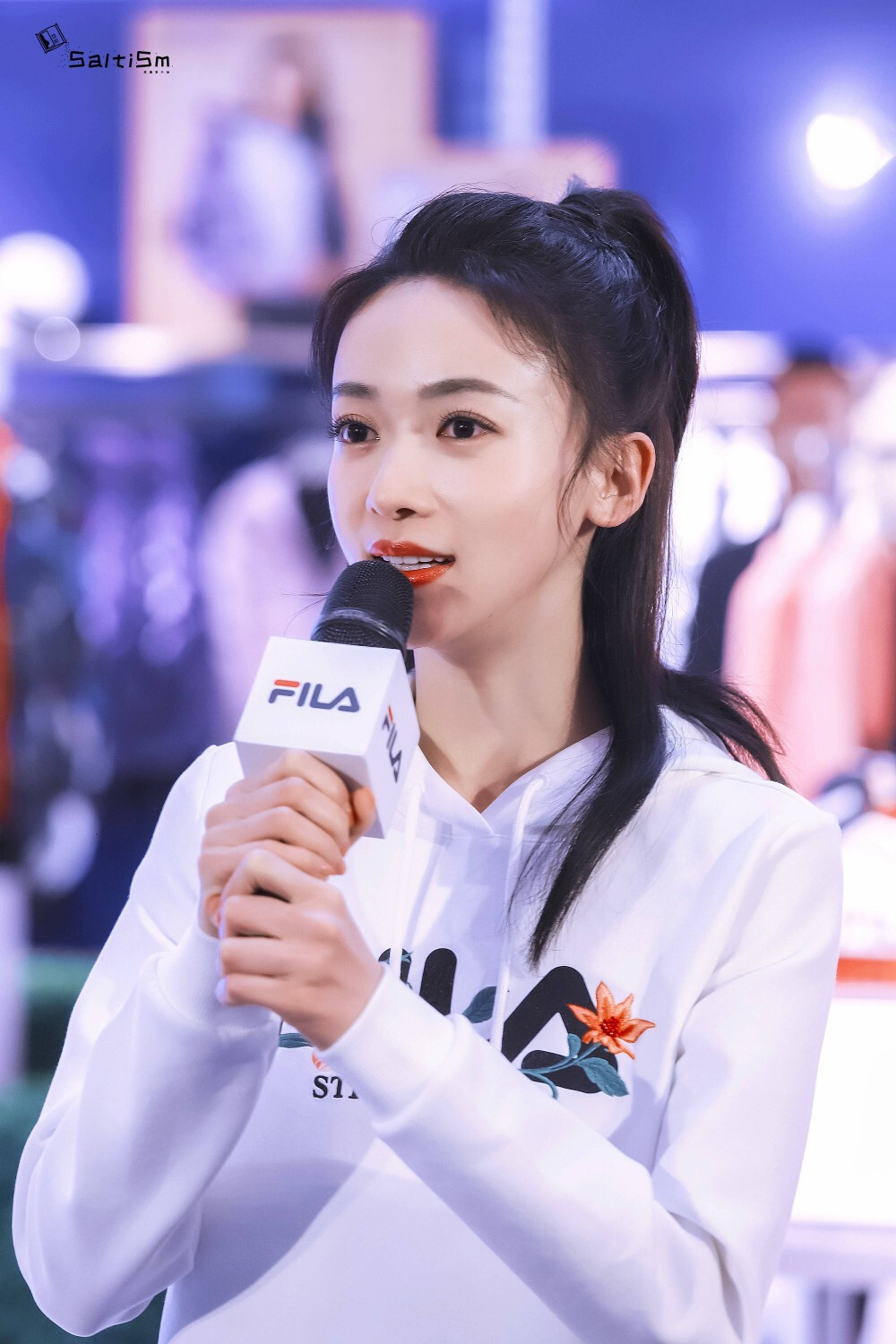 吴谨言. fila运动代言人74 点赞抱走_ 侵权删a