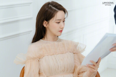 林允儿，林润娥，林小葵，YOONA
limyoona__official
Yoona's So Wonderful Day