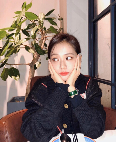 jisoo 金智秀 ins的搬运工！