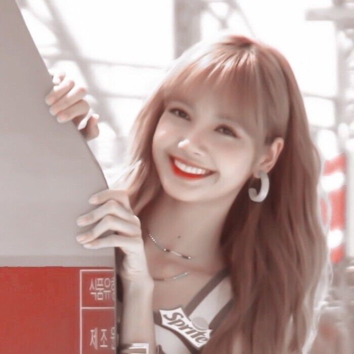 Lisa▸