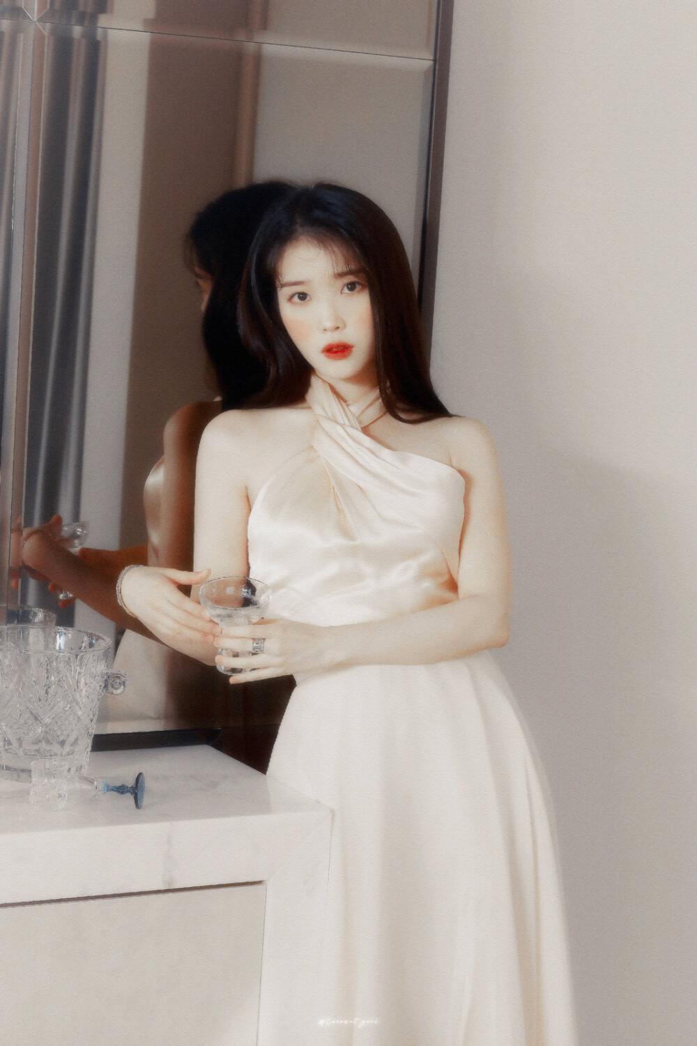 iu | 真露 cr:椰序春凛