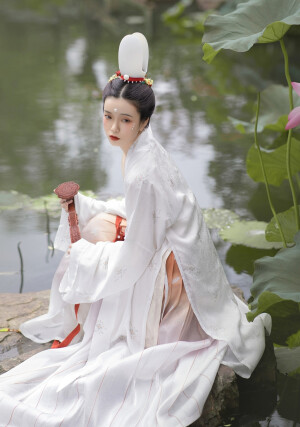 婉约词里衣衫薄——宋制合集