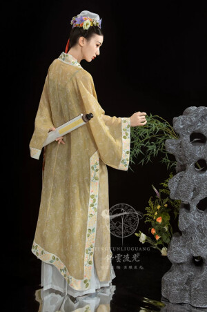 婉约词里衣衫薄——宋制合集