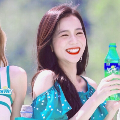 ·LISA×JISOO/原截程鑫.