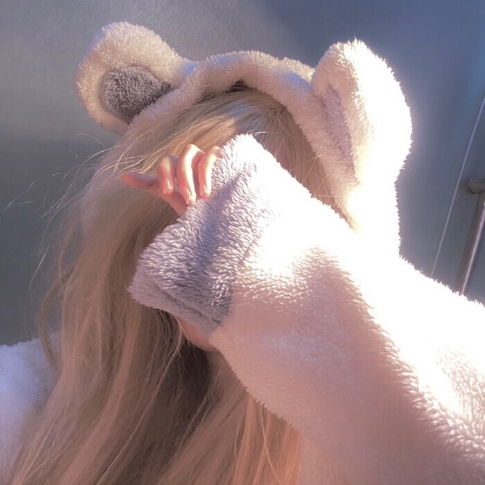 身边碎碎念念的人也要成为岁岁年年的人