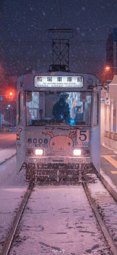 下ⷡ雪ⷡ咯ⷡ‣♪···♥︎
想和你一路到白头⊶☃