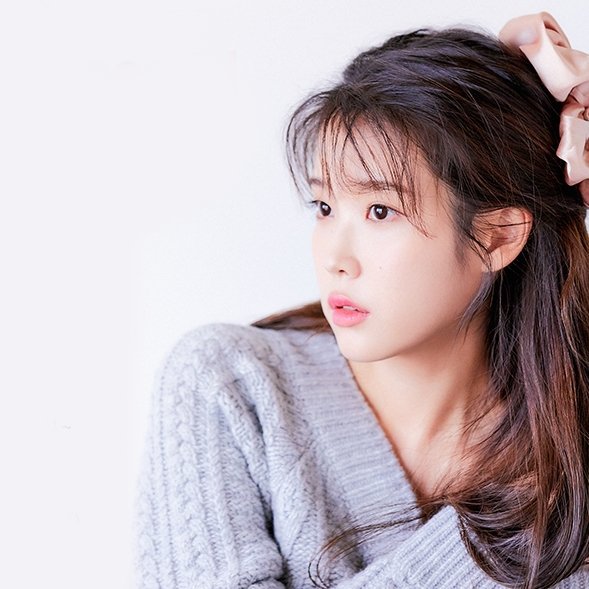 IU