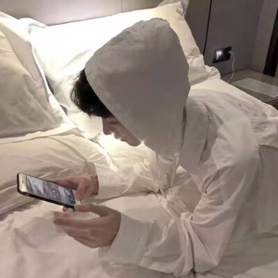男生