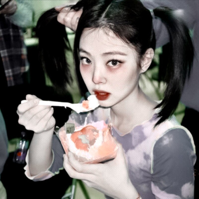 你对我是致癌的
但我好l爱你
l