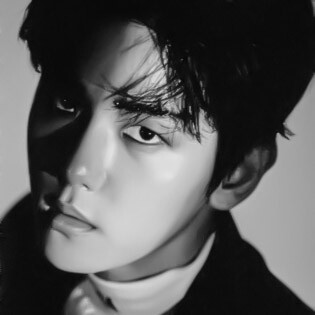  ——扼杀他,我是所羅門死徒
“你是我的长期猎物。”
“要是握不住，以后就教你握别的枪。”