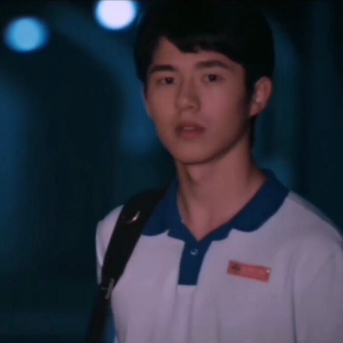 刘昊然