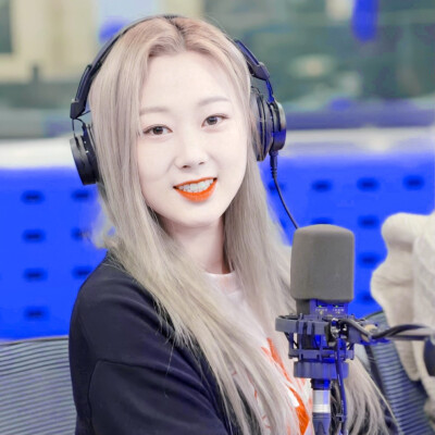 这一年，故事很简单，遇见你，我很喜欢
GISELLE