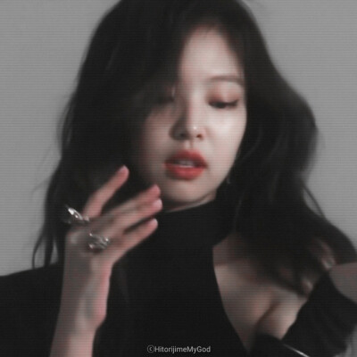 Jennie/苏拾殷。
原截许柒言。