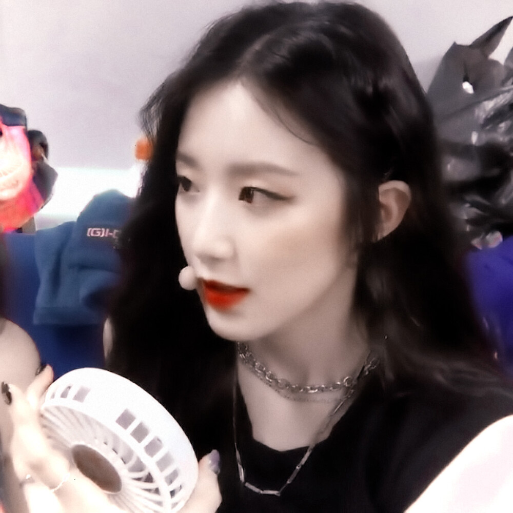 叶舒华
原截许怎