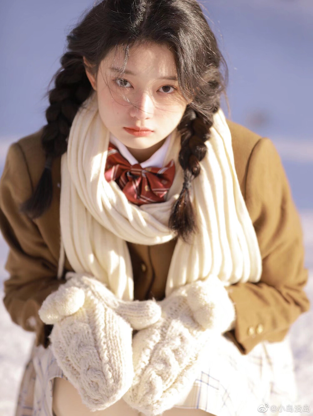 雪国来信
摄影@小岛没岛
出镜@西西里cc西 ​​​