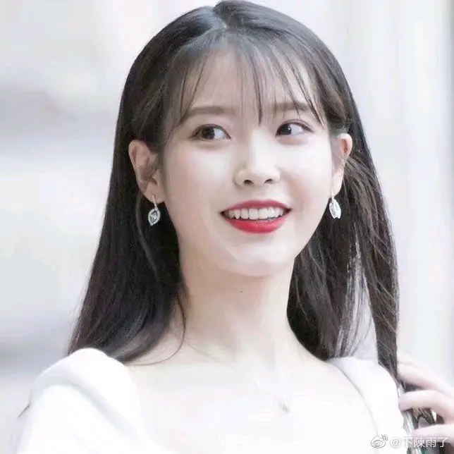 女生头像iu李知恩