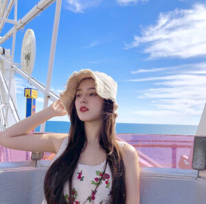 Nancy李承利