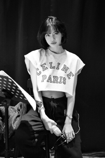 Lisa▸