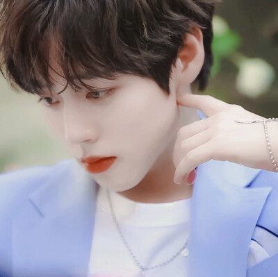 呼吸啊，宝贝，我们继续，我教你
朴志训
原©程鑫