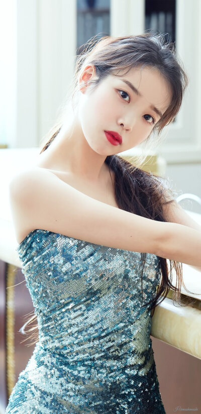 IU