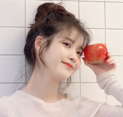 IU