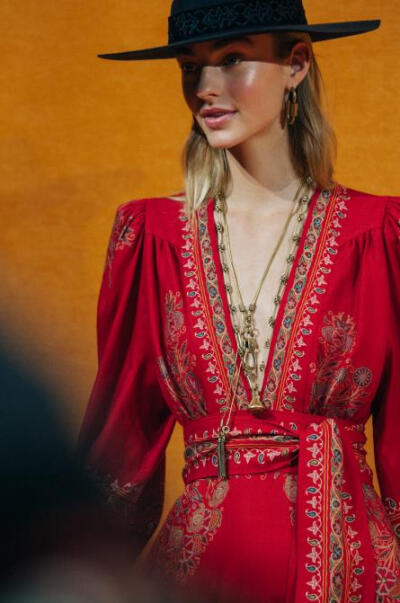 街拍 欧美 博主 时尚 ins