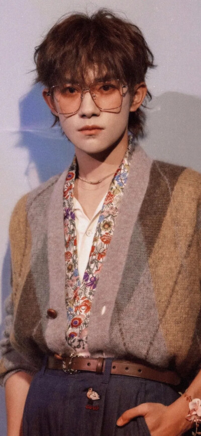 易烊千玺