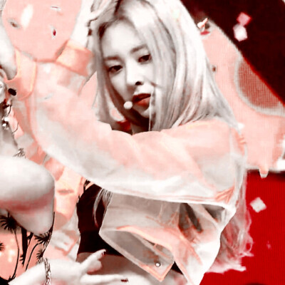 申有娜
原截雾眠山