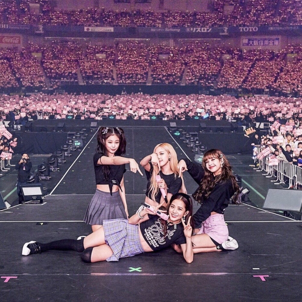 BLACKPINK▸