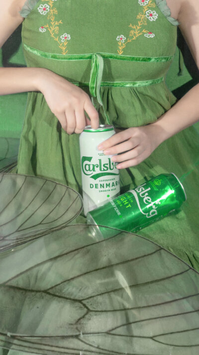 -.尼脑子瓦特啦