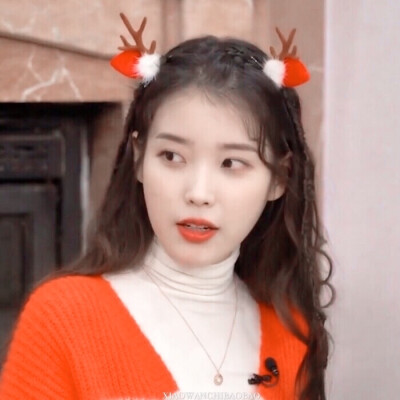 “叮咚?(?)你的圣诞小精灵已送达”
-IU-
原截何逸嵣