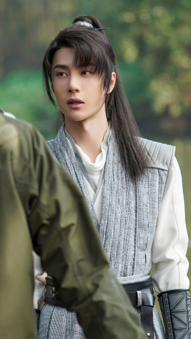 有翡谢允王一博