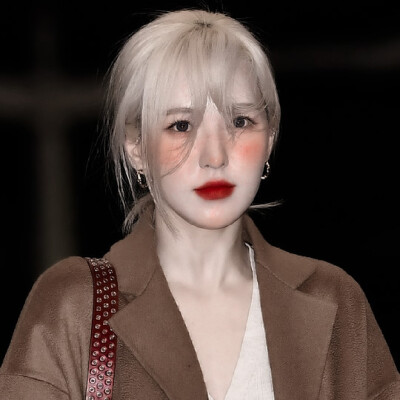 
•你在凌晨时拨通过爱人的电话吗 |
午夜十二點的嬰啼聲**