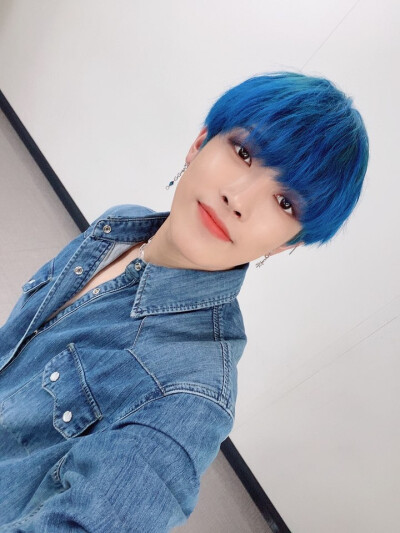 ATEEZ 金弘中