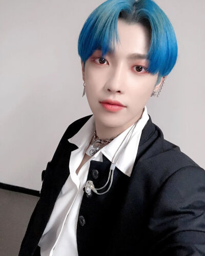 ATEEZ 金弘中