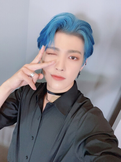 ATEEZ 金弘中