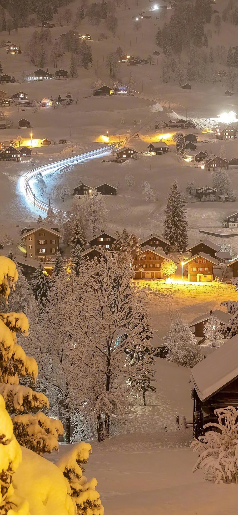 雪景 小清新 治愈系 冬天 广袤 手机壁纸 全面屏壁纸
图源 微博动漫君君