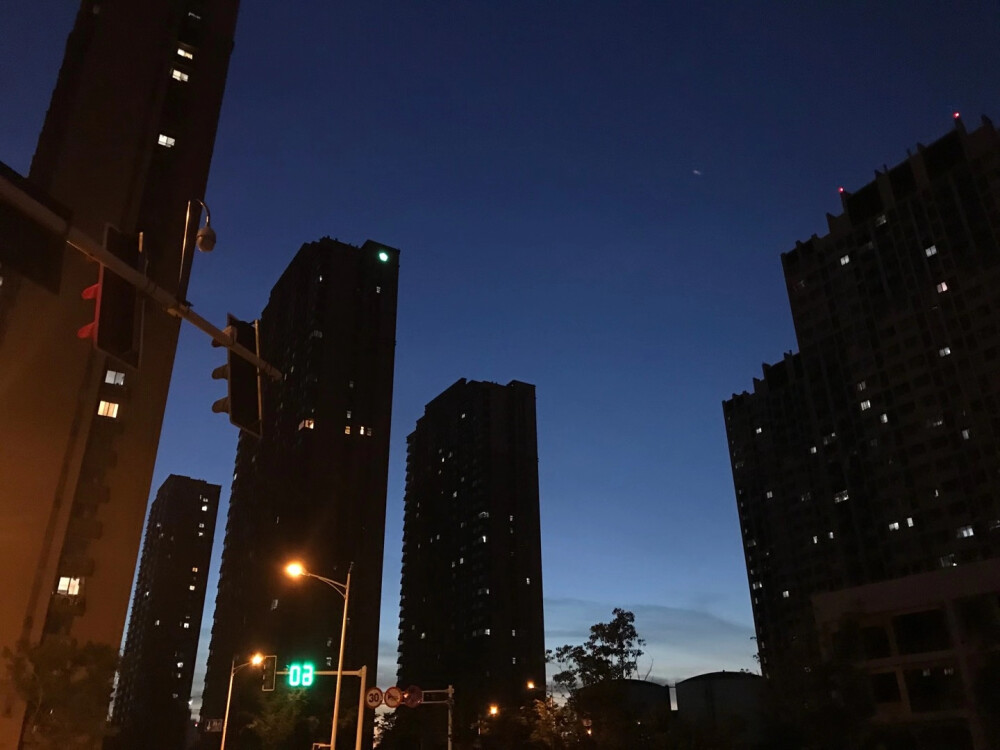 TA的影集 天空·夜晚·闪烁的光