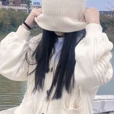 女生头像潇洒乃我本性拽是命中注定