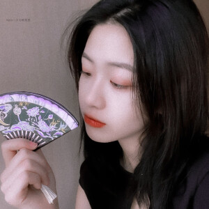 向涵之_
搬运微博小七碎觉觉