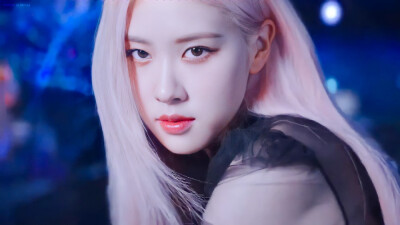 Rosé/朴彩英
分享壁纸
cr.vb久居春時