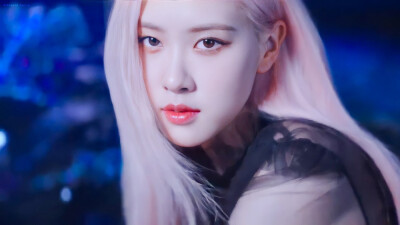 Rosé/朴彩英
分享壁纸
cr.vb久居春時